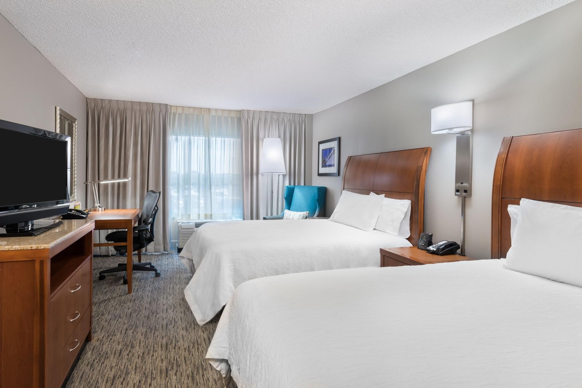 Hilton Garden Airport/westshore 3*